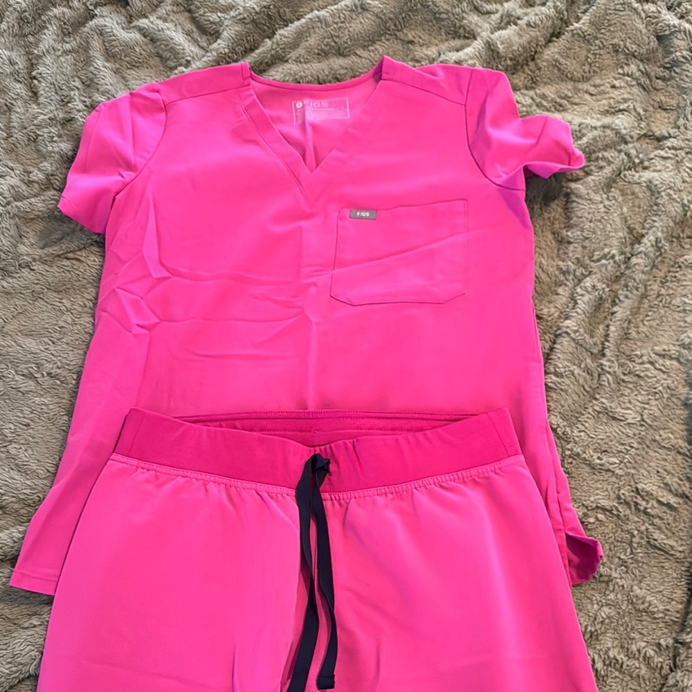 Figs Bright Pink Scrub Set with Black Accent